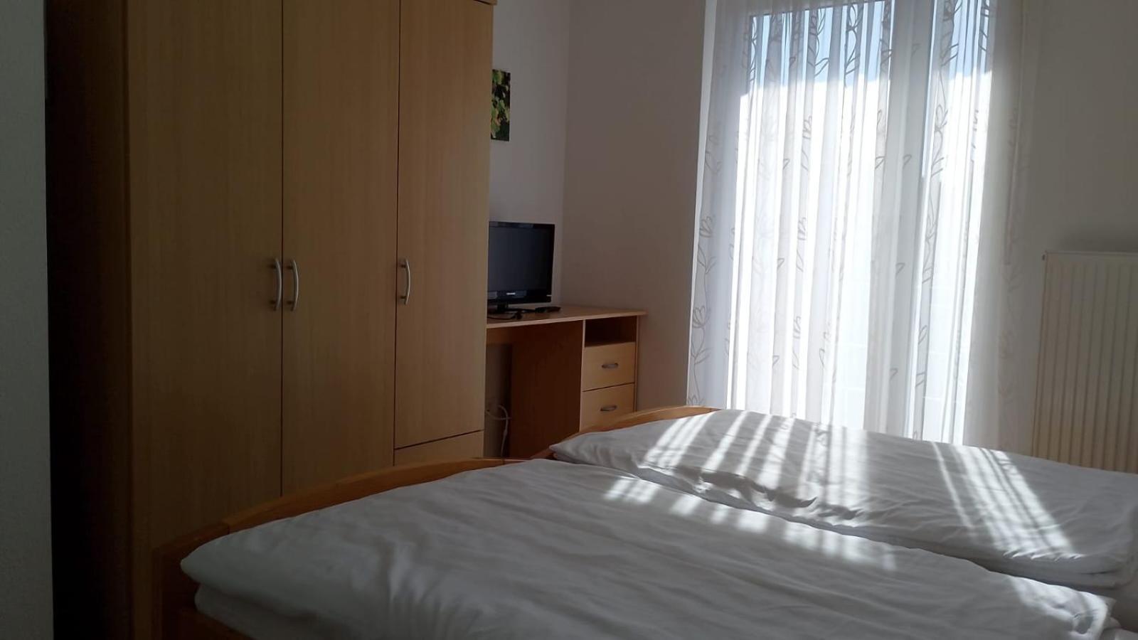 Zum Rebstock Hotel 3*