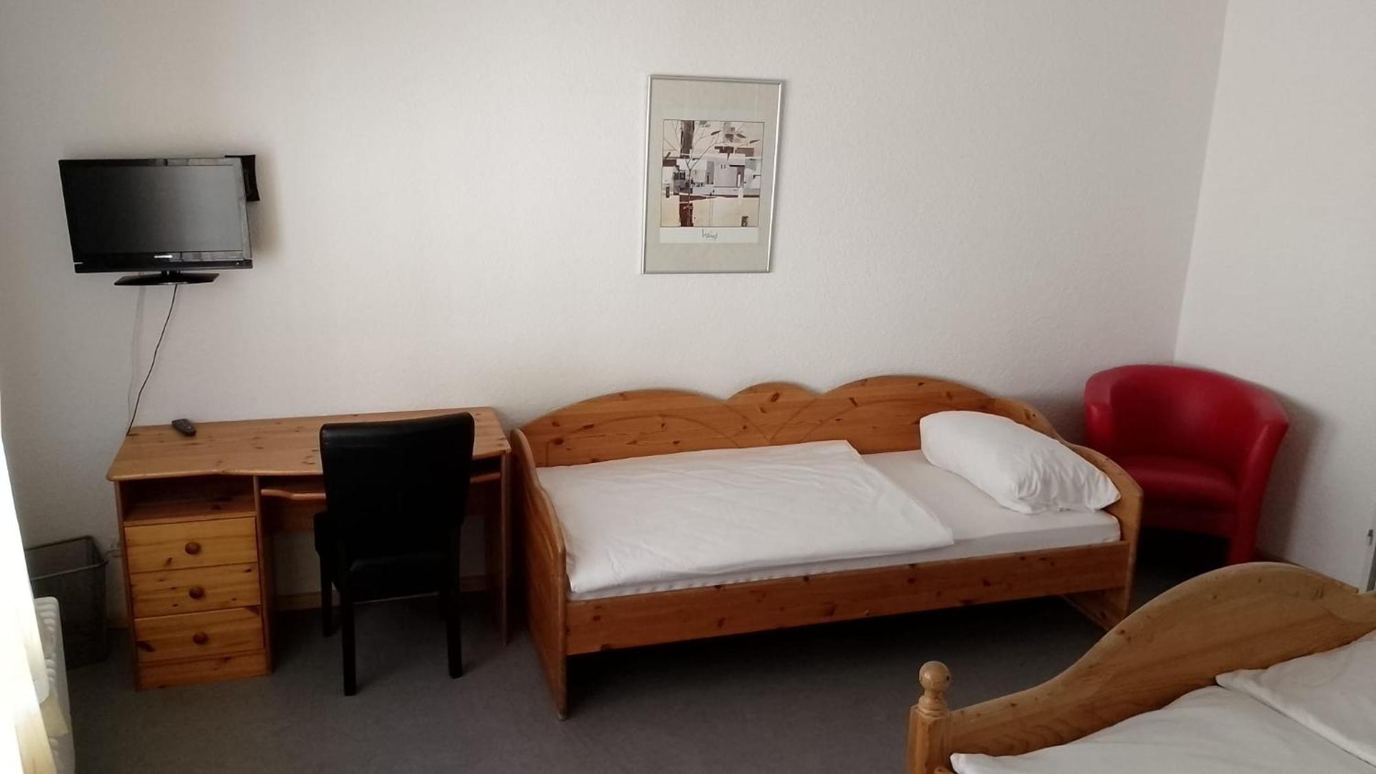 Hotel Zum Rebstock 3*